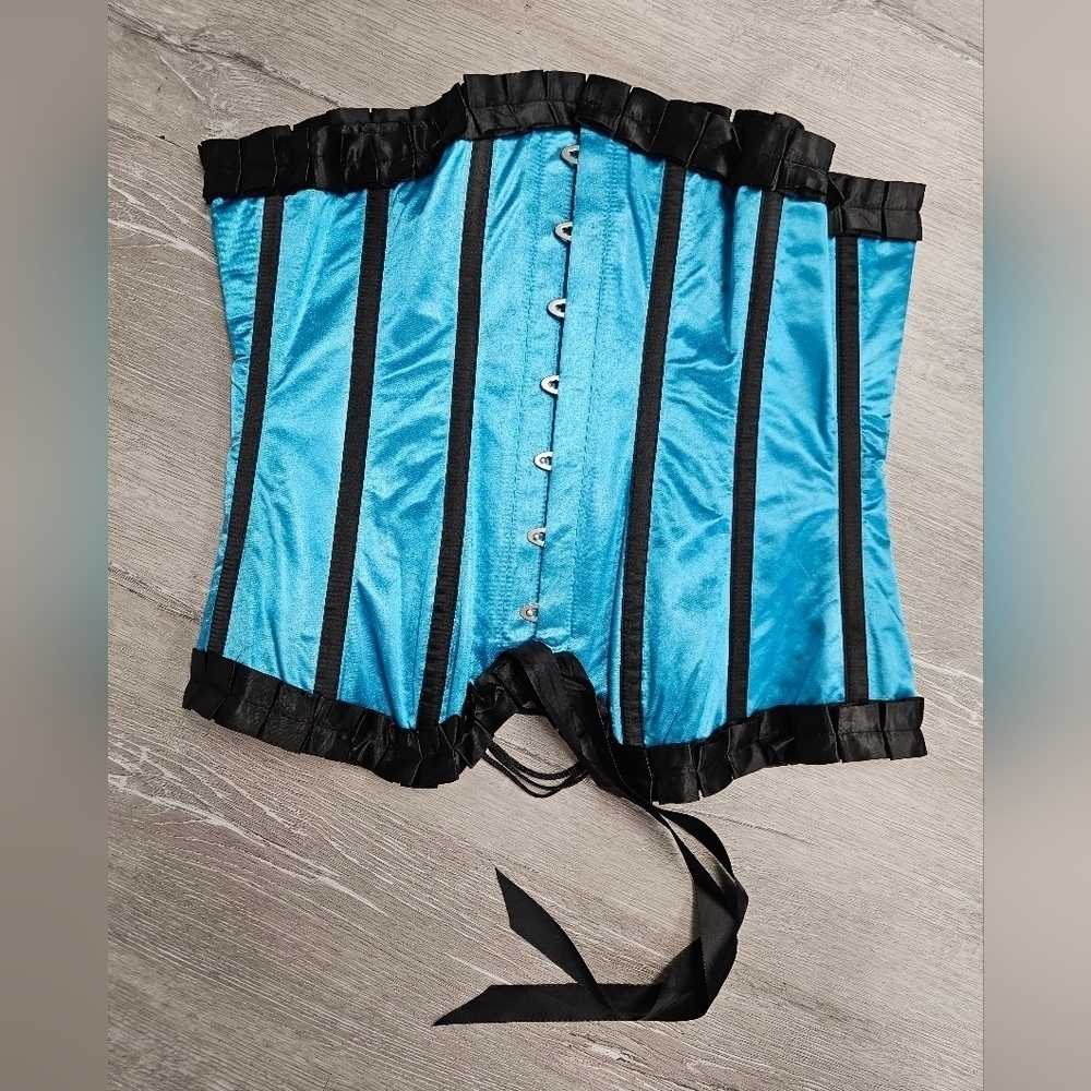 Boutique Turquoise Corset SZ 32